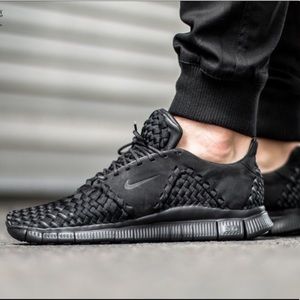 Nike Free Innova Woven II